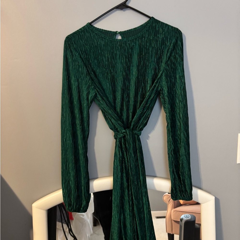 Elegant Green Long Sleeve Dress